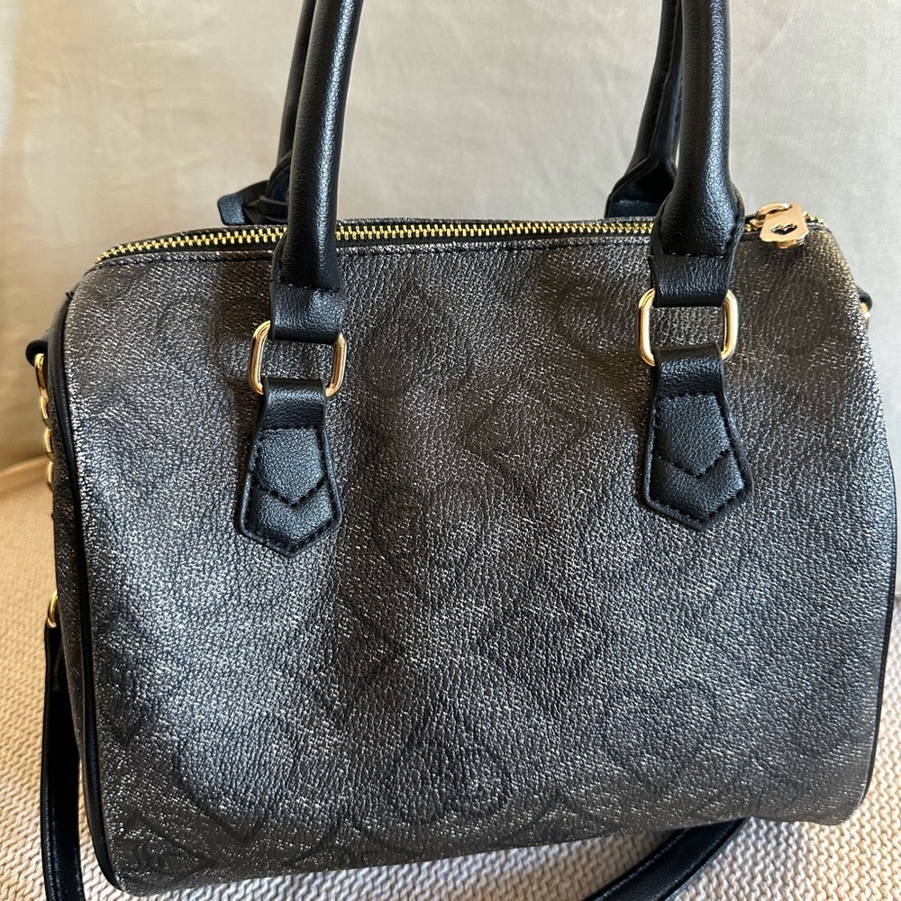 Juicy Couture Black Handbag - Picture 3 of 8